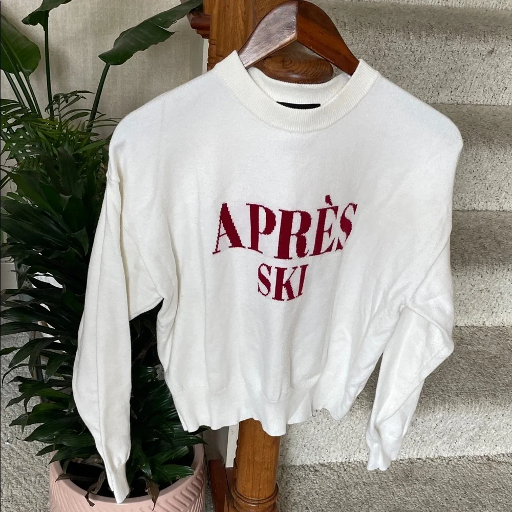 Ardene B White and Red Winter Après Ski Sweatshirt
